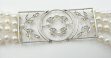 Charger l&#39;image dans la galerie, Edwardian Antique Platinum-Topped Gold Cultured Pearl Diamond Bracelet
