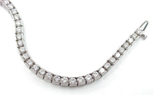 画像をギャラリービューアに読み込む, Luxurious 5.00 Ct. Natural Diamond Platinum Straight Line Tennis Bracelet
