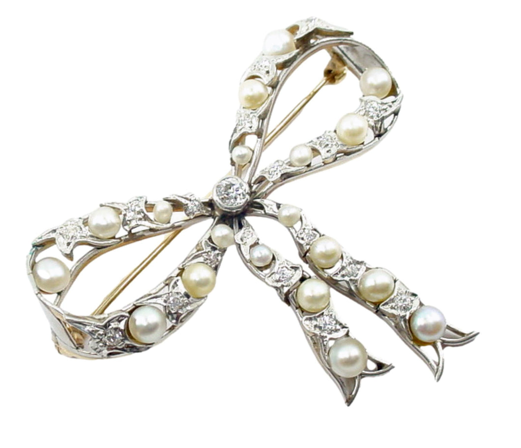 Lovely Platinum Belle Époque Diamond Pearl Gold Ribbon Bow Pin Brooch