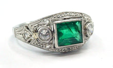 Charger l&#39;image dans la galerie, Art Deco Emerald Diamond Platinum Engagement Cocktail Dinner Ring
