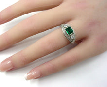 Charger l&#39;image dans la galerie, Art Deco Emerald Diamond Platinum Engagement Cocktail Dinner Ring
