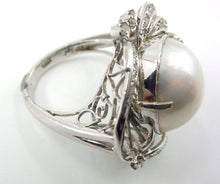 Load image into Gallery viewer, Elegant Vintage Diamond Mabe Pearl Halo 14k Gold Statement Cocktail Ring
