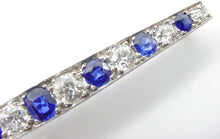 Charger l&#39;image dans la galerie, Luminous Art Deco Platinum Diamond Sapphire Brooch Bar Pin
