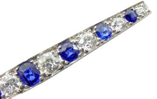 Charger l&#39;image dans la galerie, Luminous Art Deco Platinum Diamond Sapphire Brooch Bar Pin
