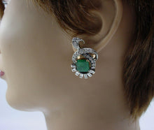 Charger l&#39;image dans la galerie, Luxe Retro 1940&#39;s Large Square Emerald Diamond 14k Gold Earrings
