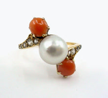 Charger l&#39;image dans la galerie, Antique Romantic Toi et Moi Coral Pearl 14k Yellow Gold Engagement Ring
