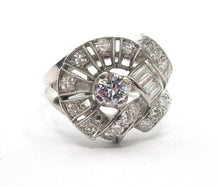 Carica l&#39;immagine nel visualizzatore di Gallery, Platinum Diamond 1940s Retro Period Ring
