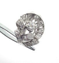 Carica l&#39;immagine nel visualizzatore di Gallery, Platinum Diamond 1940s Retro Period Ring
