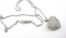 Charger l&#39;image dans la galerie, SALE--Exceptional Edwardian Platinum 1.95 OEC Heart and Diamond Station Chain Necklace
