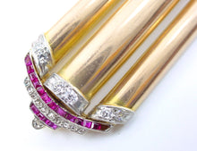 Charger l&#39;image dans la galerie, Stunning 1940&#39;s Retro Ruby Diamond 14K Rose Gold Platinum Triple Row Bar Brooch
