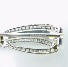 画像をギャラリービューアに読み込む, RARE Signed Art Deco DREICER Platinum 2.00 Ct. Old Cut Diamond Bow Ribbon Brooch
