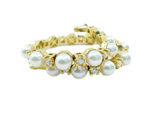 画像をギャラリービューアに読み込む, Elegant 1.35 Ct Diamond Pearl 18k Gold Bracelet
